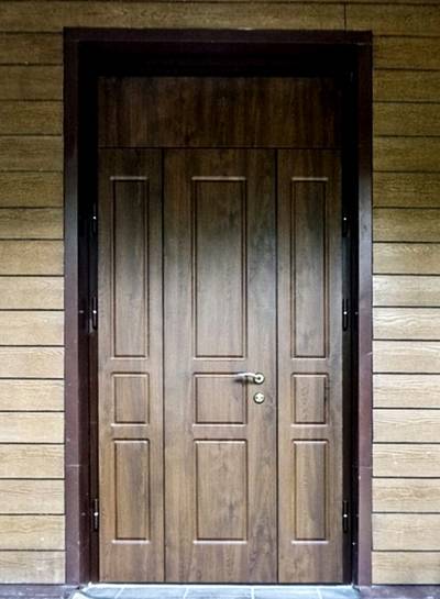 Полуторная дверь с фрамугой